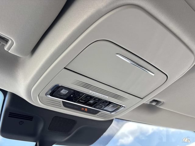 New 2026 Lincoln Navigator L Reserve w/ Jet Appearance Package AWD/4WD image 31