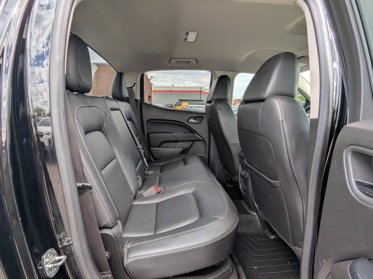Used 2015 GMC Canyon SLT AWD/4WD image 15