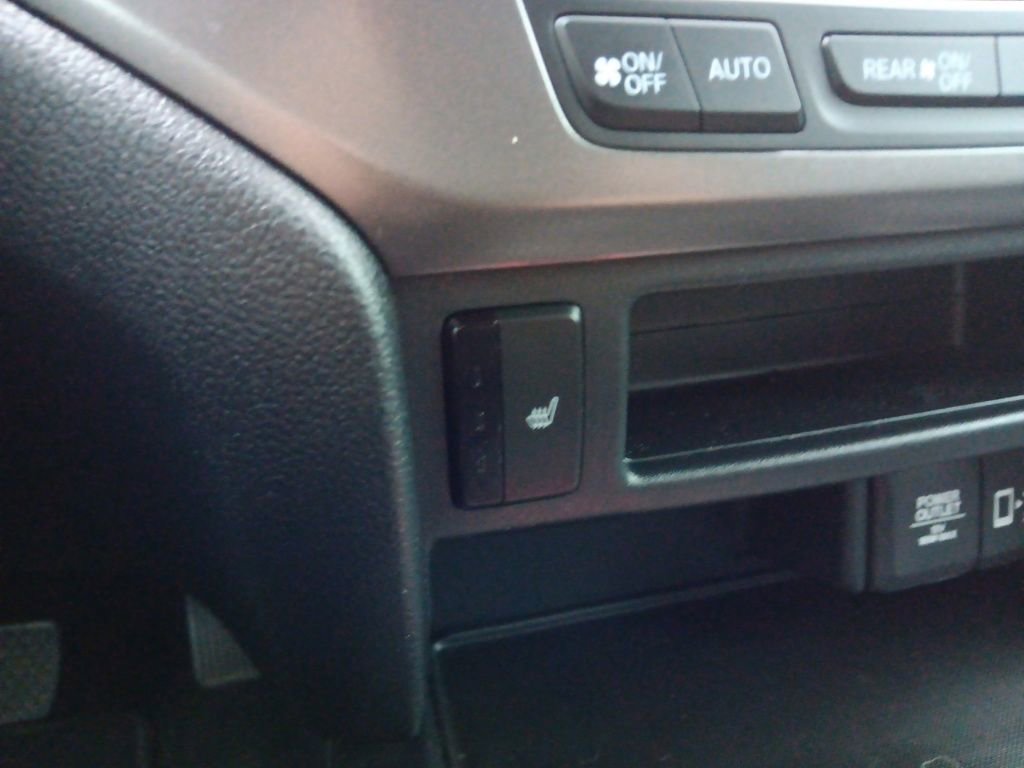 Used 2022 Honda Pilot EX-L image 19