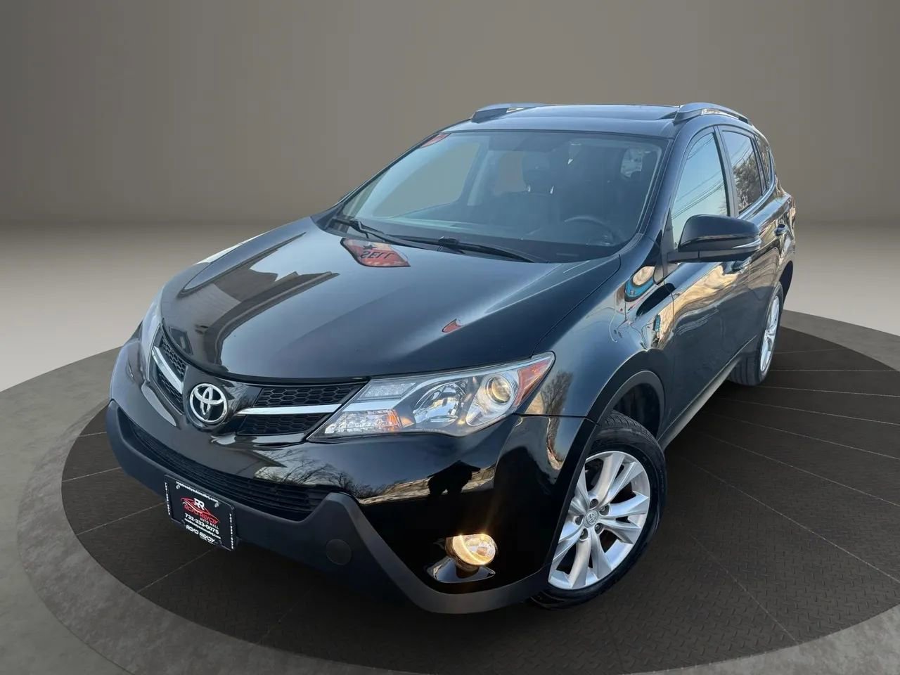 Used 2014 Toyota RAV4 Limited image 2