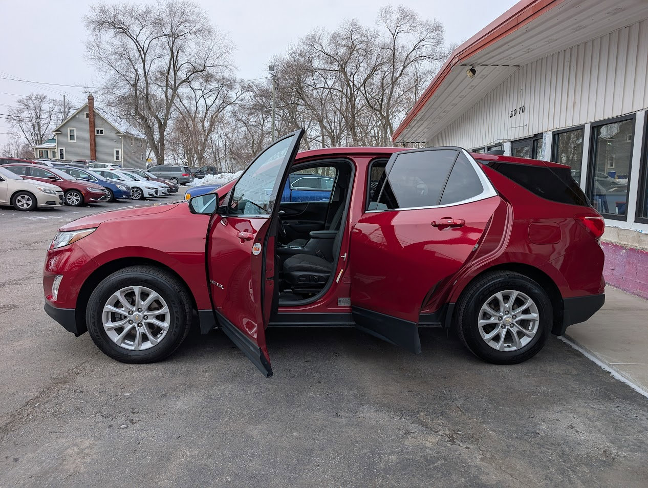 Used 2018 Chevrolet Equinox LT image 5