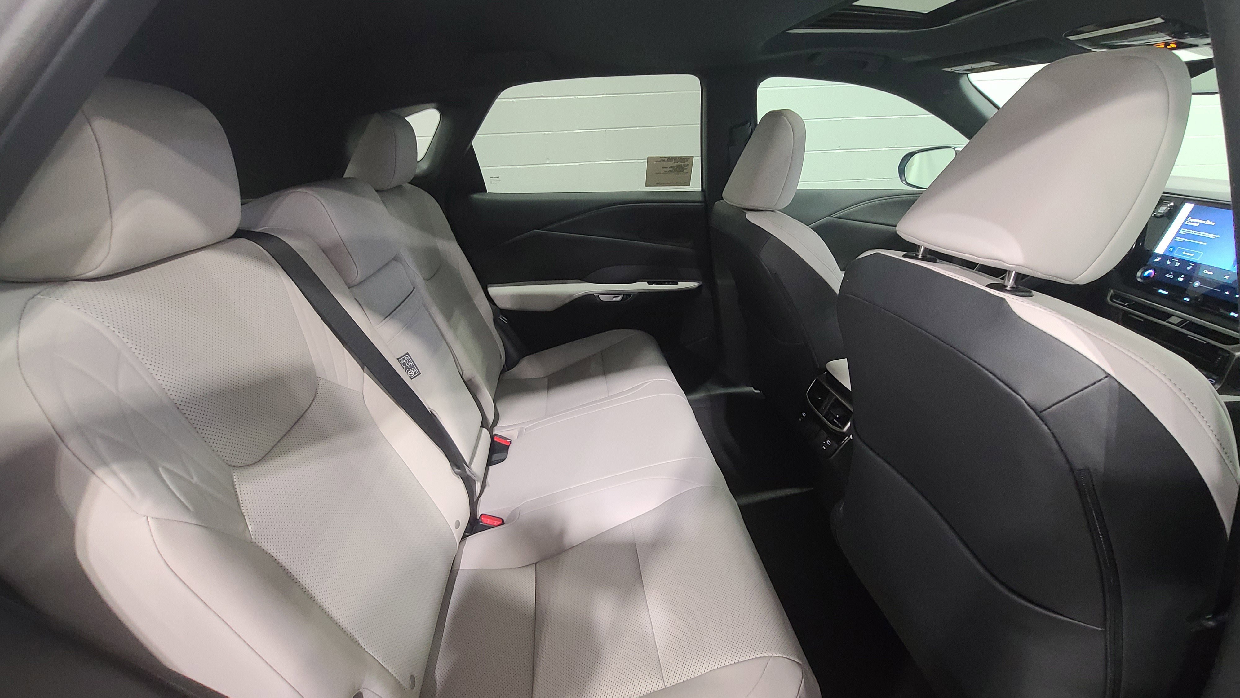 New 2026 Lexus RX 350 AWD image 39