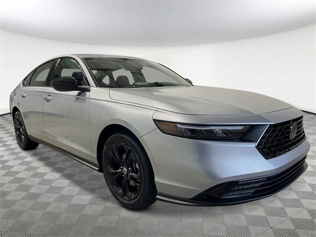 New 2025 Honda Accord SE