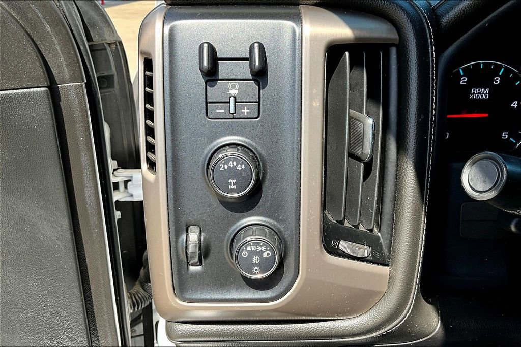 Used 2018 GMC Sierra 2500 Denali w/ Duramax Plus Package image 18