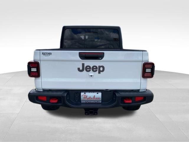 Used 2024 Jeep Gladiator Rubicon w/ Technology Group image 3