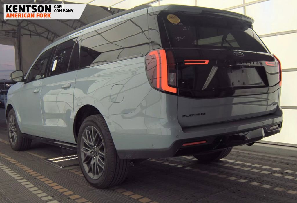 Used 2025 Ford Expedition Max Platinum w/ Stealth Performance Package image 5