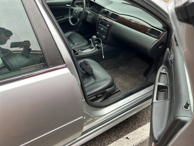 Used 2015 Chevrolet Impala LTZ image 25