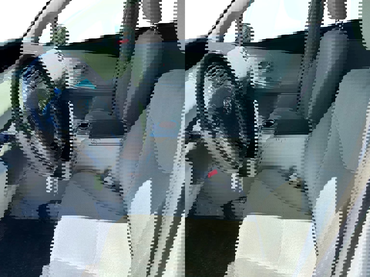 Used 2013 Toyota Prius V Two FWD image 10