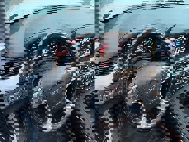 Used 2018 GMC Yukon XL SLT image 13