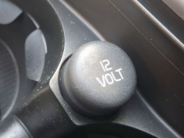 Used 2017 Volvo XC60 T6 Dynamic w/ Climate Package image 26