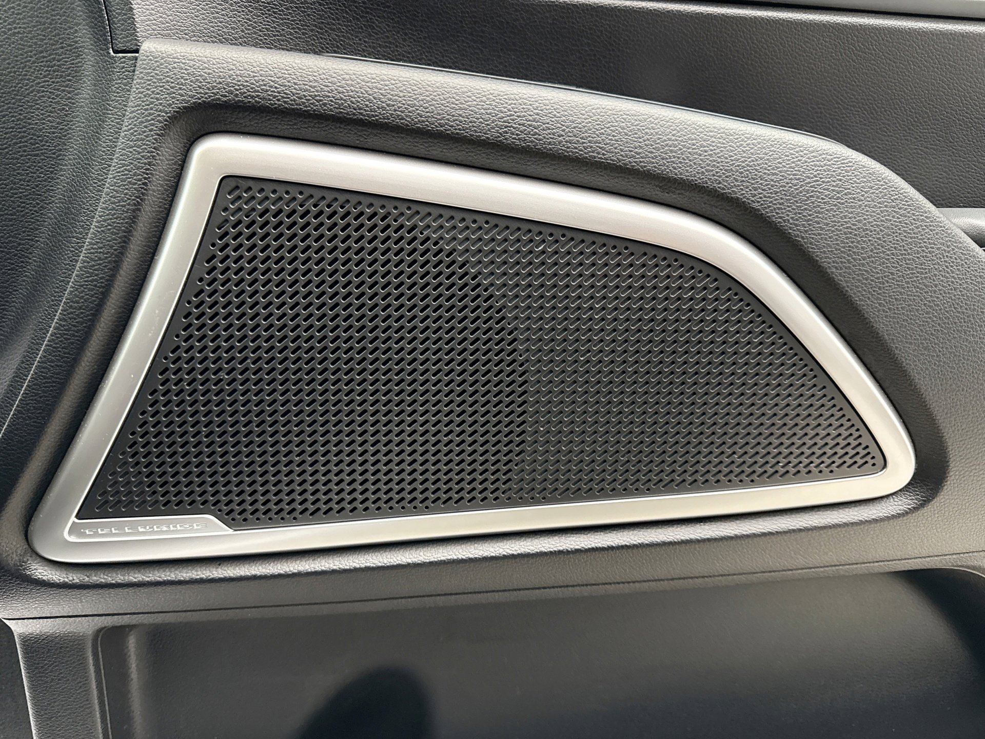 Used 2023 Kia Telluride LX image 17