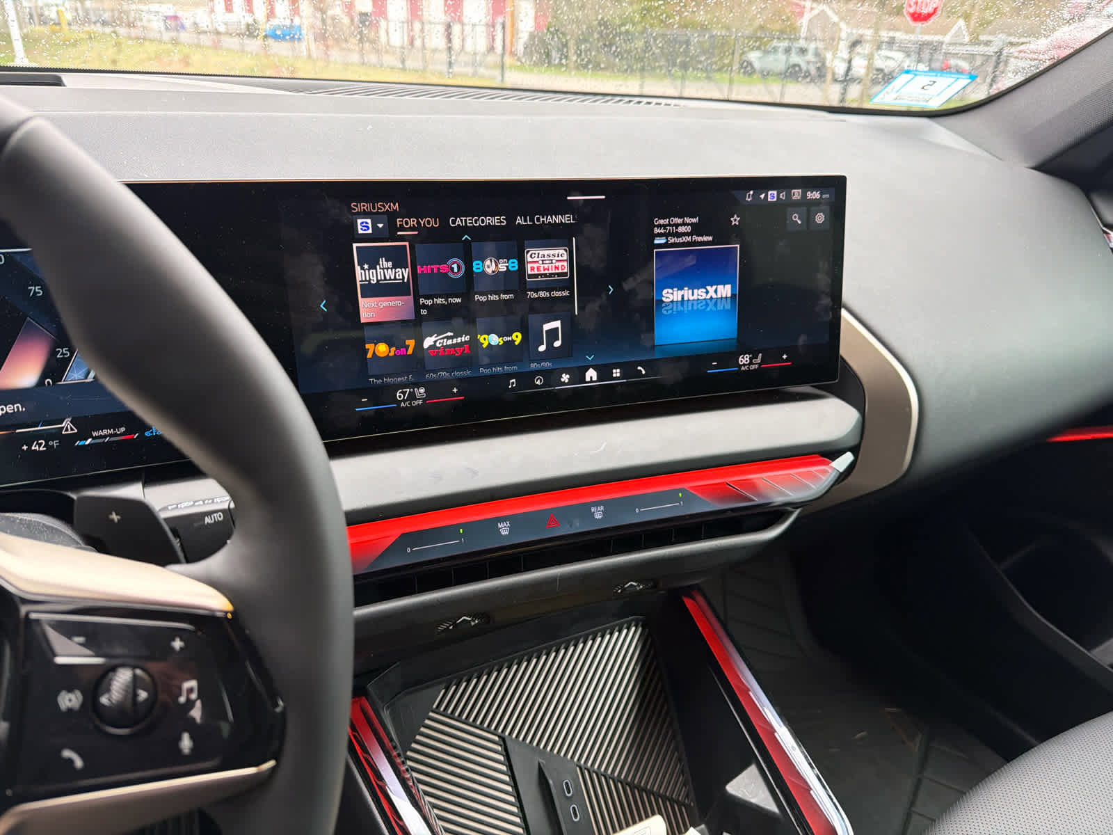 Used 2025 BMW X3 xDrive30i w/ Premium Package image 12