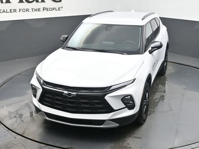 New 2025 Chevrolet Blazer LT w/ Midnight/Sport Edition AWD/4WD image 24
