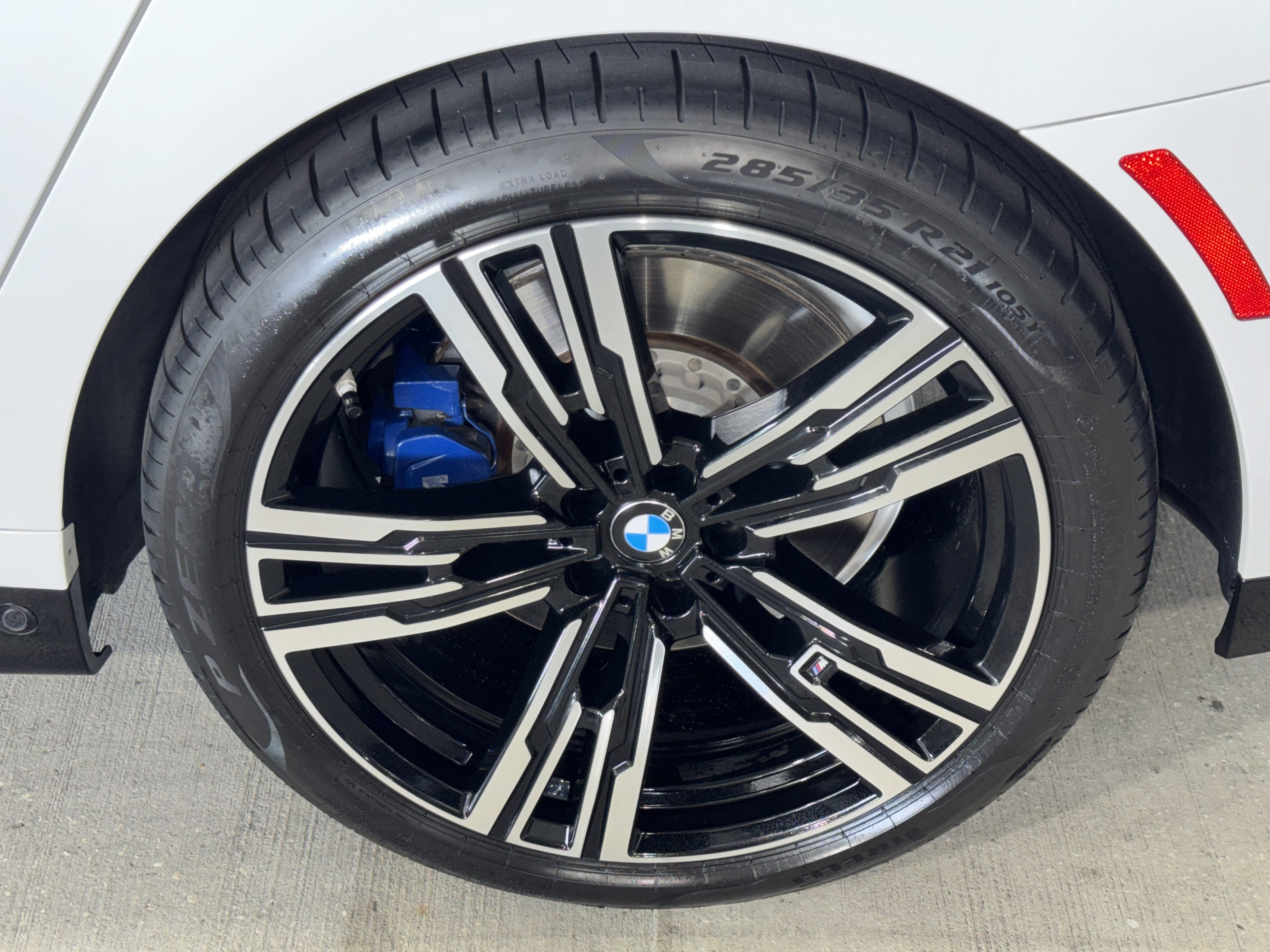 Used 2023 BMW 740i RWD image 37
