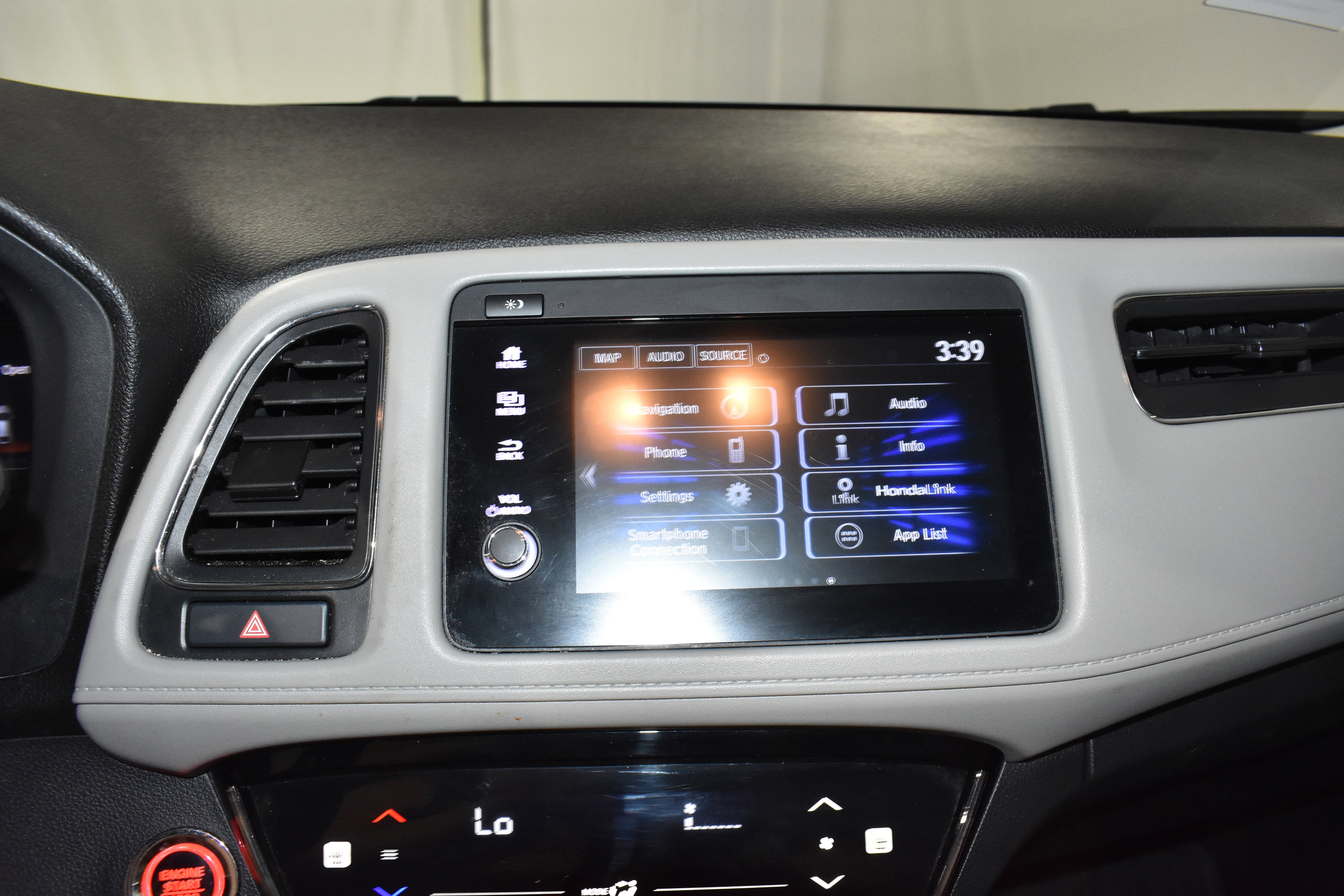 Used 2019 Honda HR-V Touring image 18