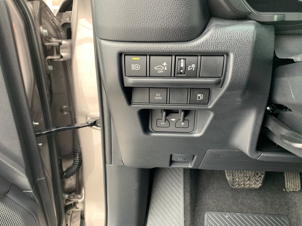 Used 2025 Toyota Land Cruiser 1958 image 32