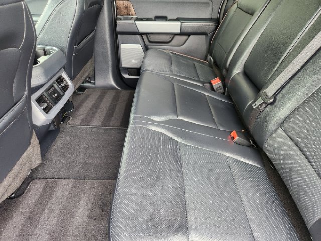 Used 2024 Ford F250 Lariat w/ Chrome Package AWD/4WD image 30