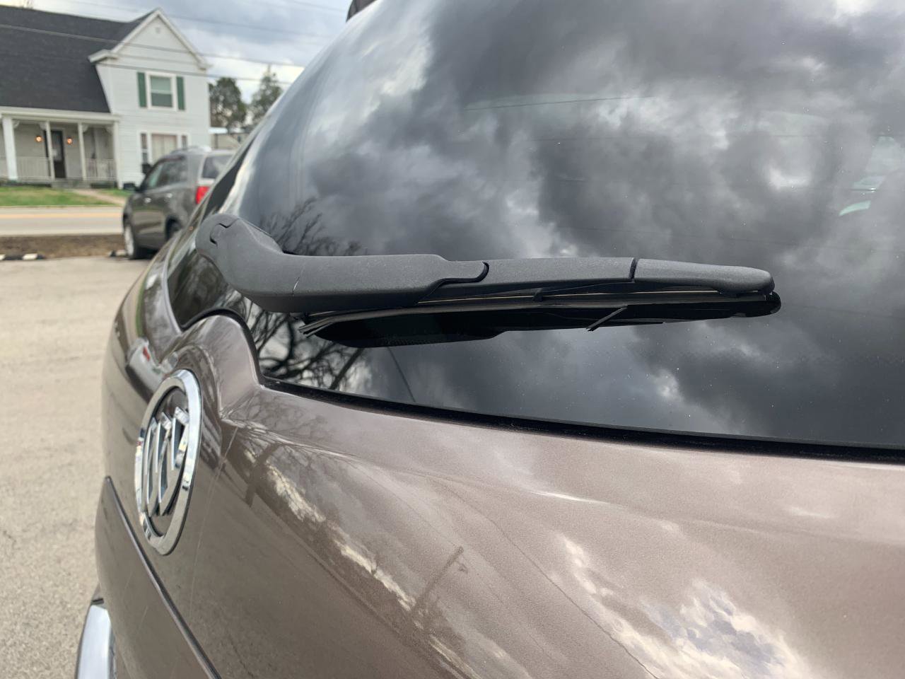 Used 2012 Buick Enclave Premium FWD image 56