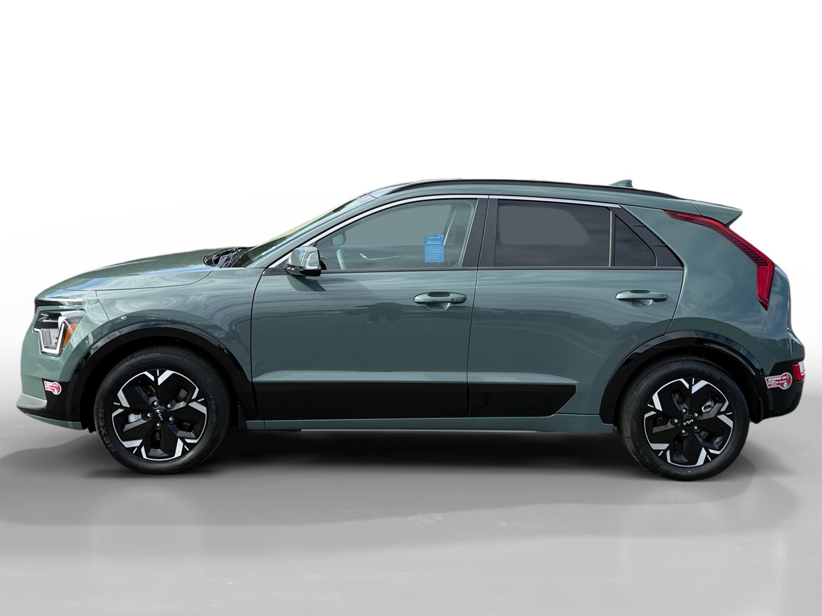 Used 2024 Kia Niro Wind FWD image 2