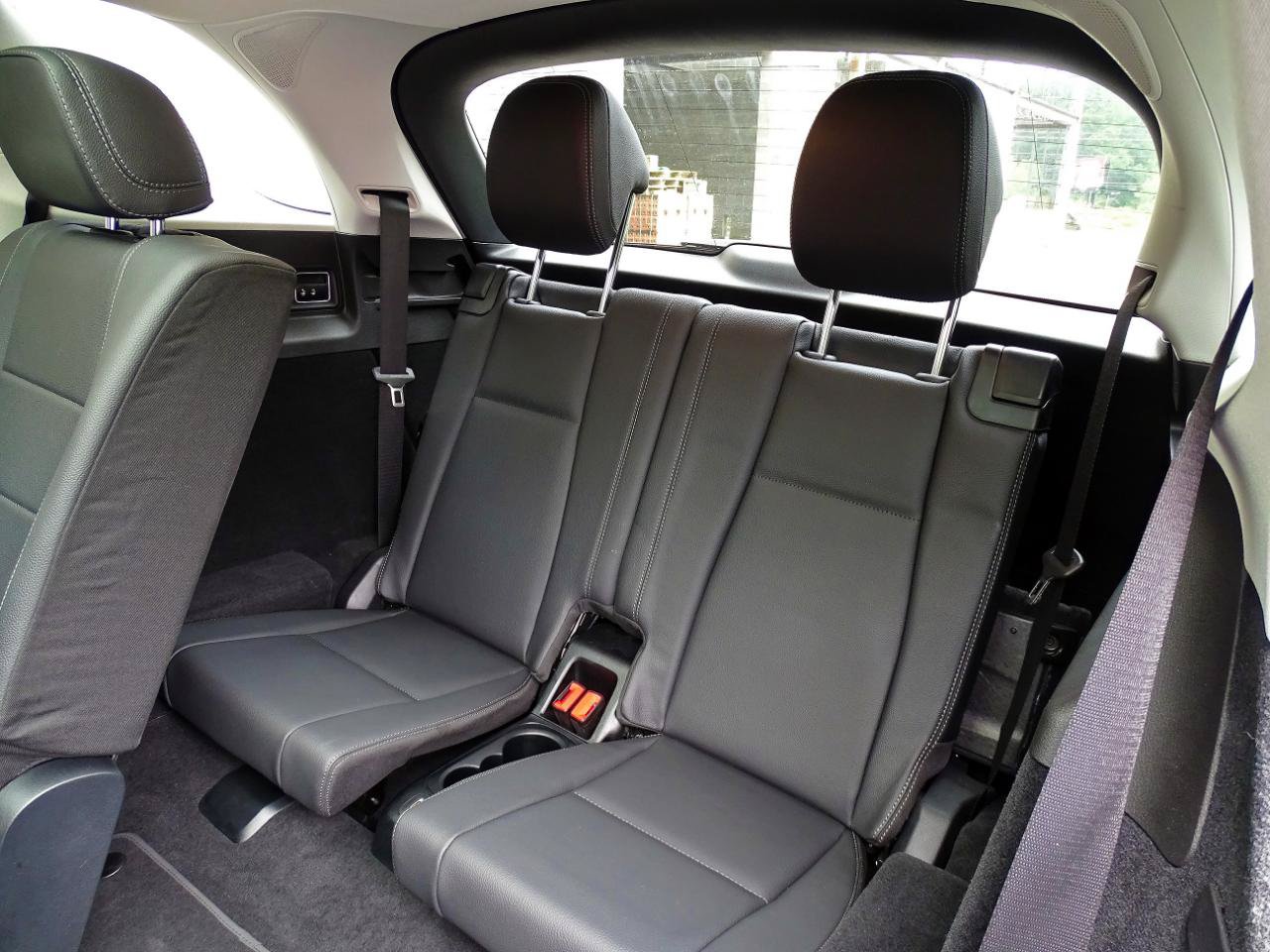 Used 2024 Mercedes-Benz GLE 350 4MATIC w/ 3rd Row Seat Package image 35