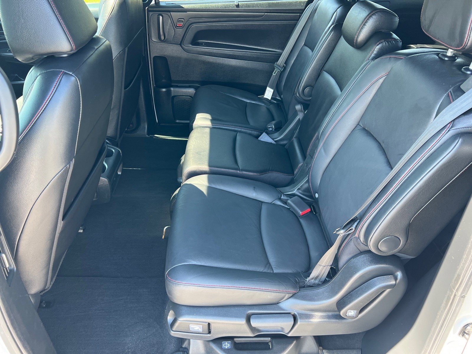 Used 2024 Honda Odyssey Sport image 27