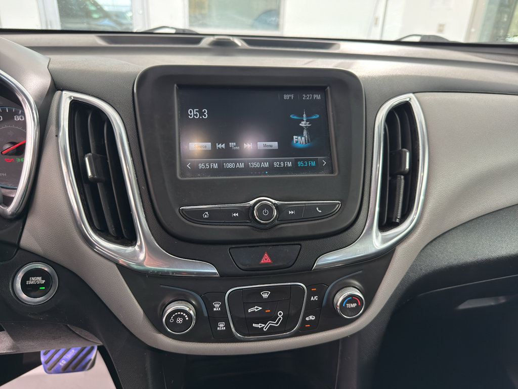 Used 2018 Chevrolet Equinox LS image 20
