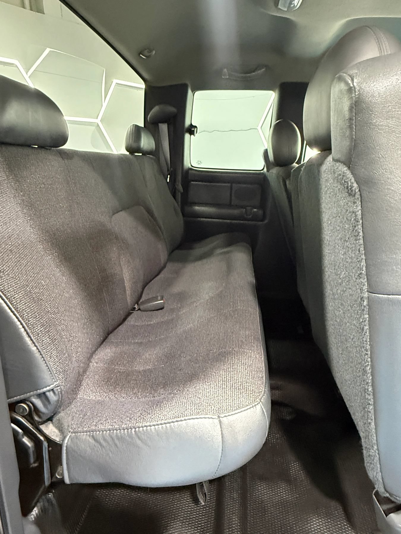 Used 1999 Chevrolet Silverado 2500 2WD Extended Cab w/ Exterior Appearance Pkg image 19