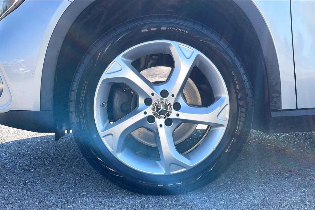 Used 2020 Mercedes-Benz GLA 250 4MATIC image 9