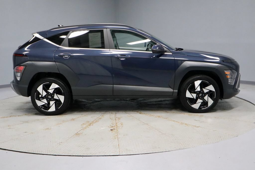 Used 2024 Hyundai Kona Limited AWD/4WD image 14