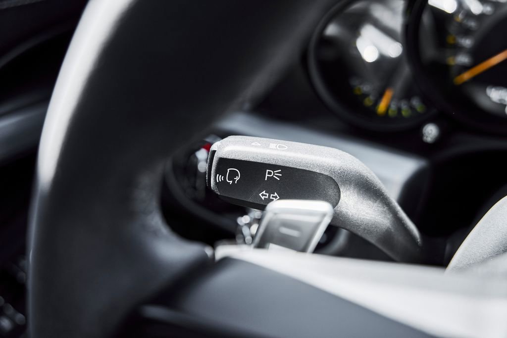 Used 2018 Porsche 911 GT3 RWD image 47