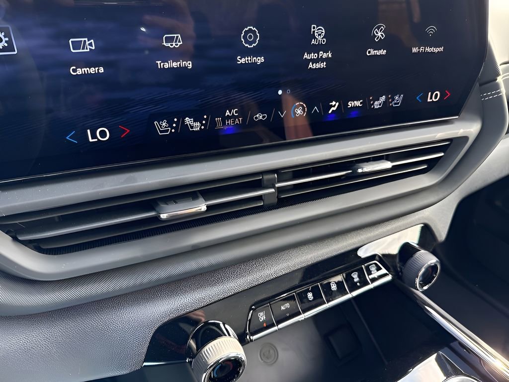 New 2026 Chevrolet Silverado EV LT w/ Premium Package image 31