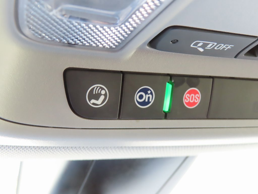 Used 2023 GMC Acadia SLE w/ Driver Convenience Package image 11