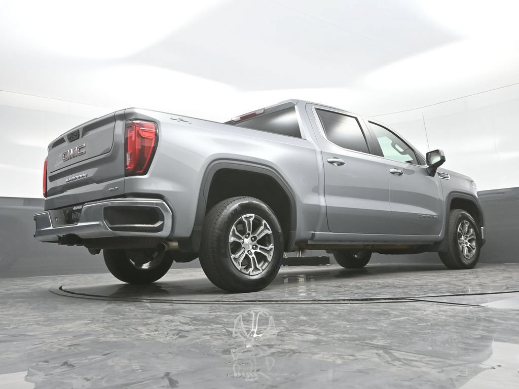 Used 2025 GMC Sierra 1500 SLT AWD/4WD image 32