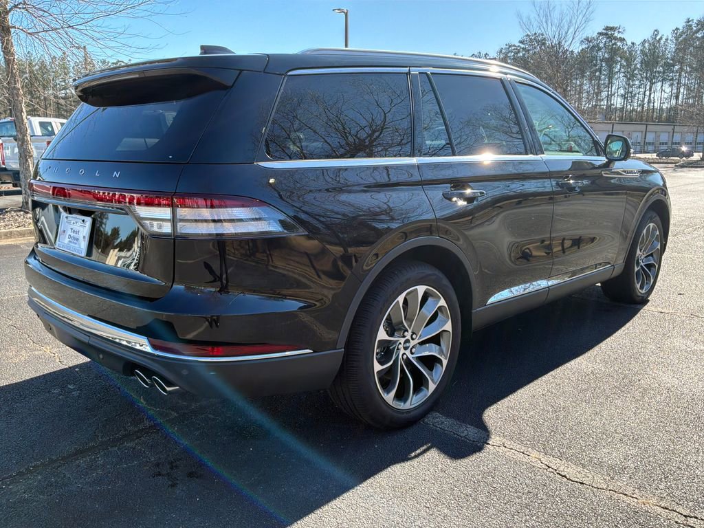 Used 2025 Lincoln Aviator Reserve w/ Illumination Package image 5
