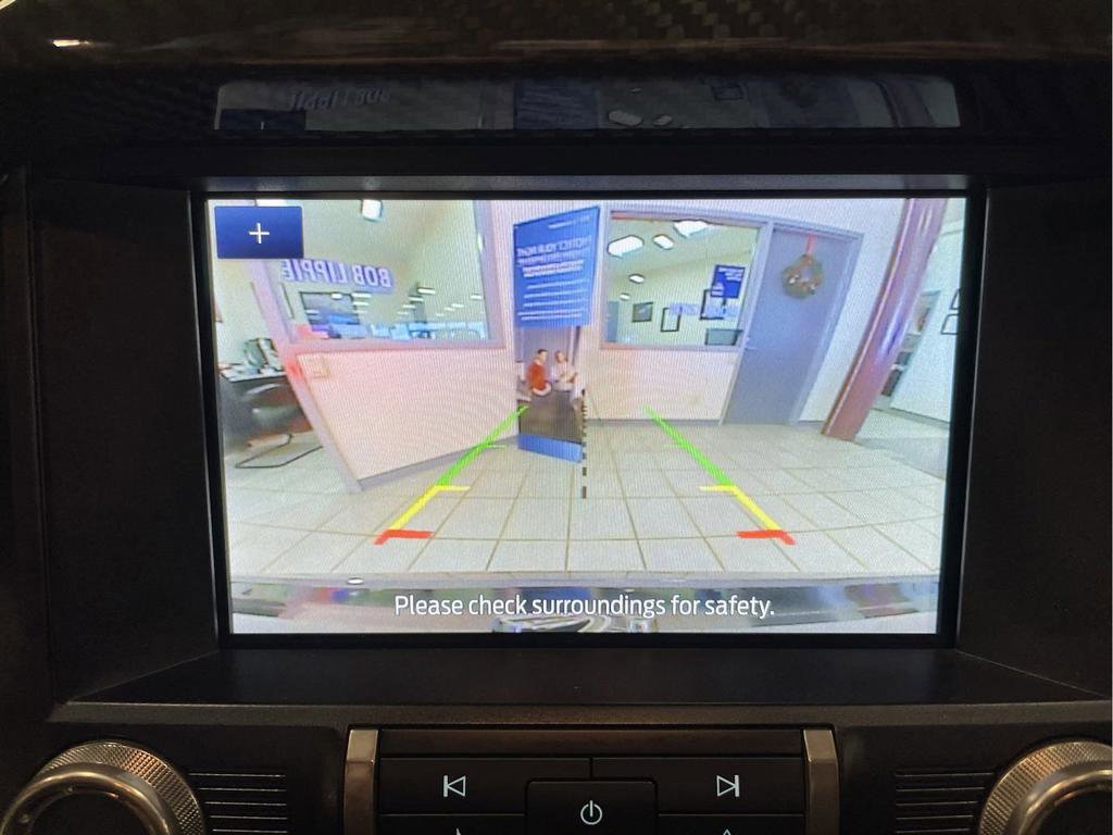 Used 2021 Ford Mustang Shelby GT500 w/ Carbon Fiber Track Pack RWD image 23