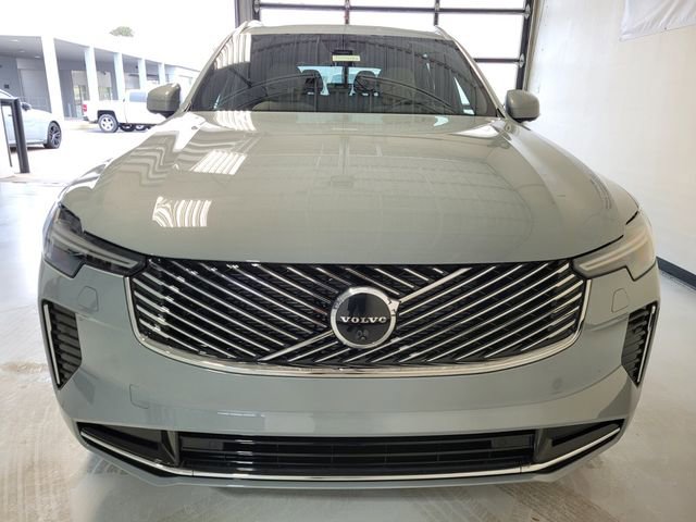 New 2026 Volvo XC90 B6 Plus w/ Protection Package Premier AWD/4WD image 4