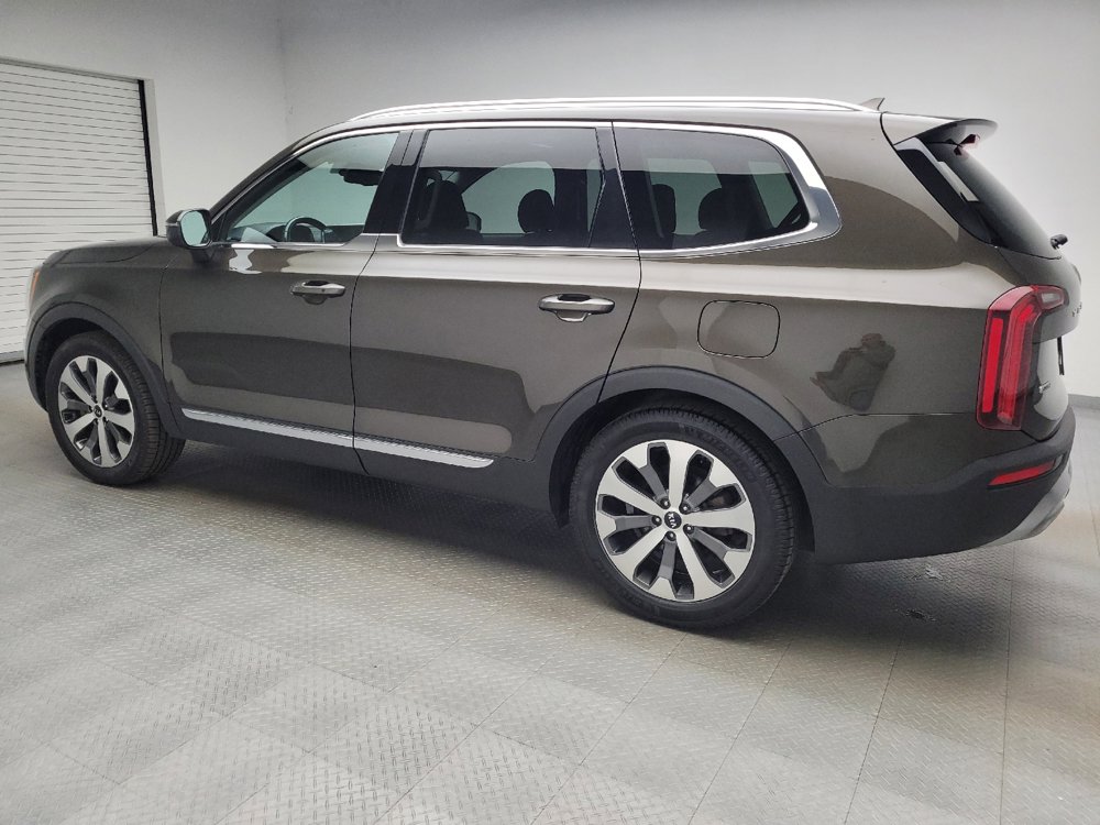 Used 2021 Kia Telluride EX w/ EX Premium Package AWD/4WD image 3