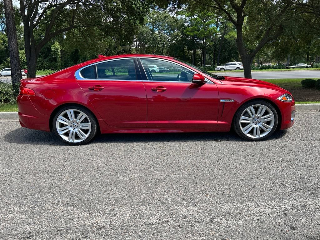 Used 2013 Jaguar XF R RWD image 5