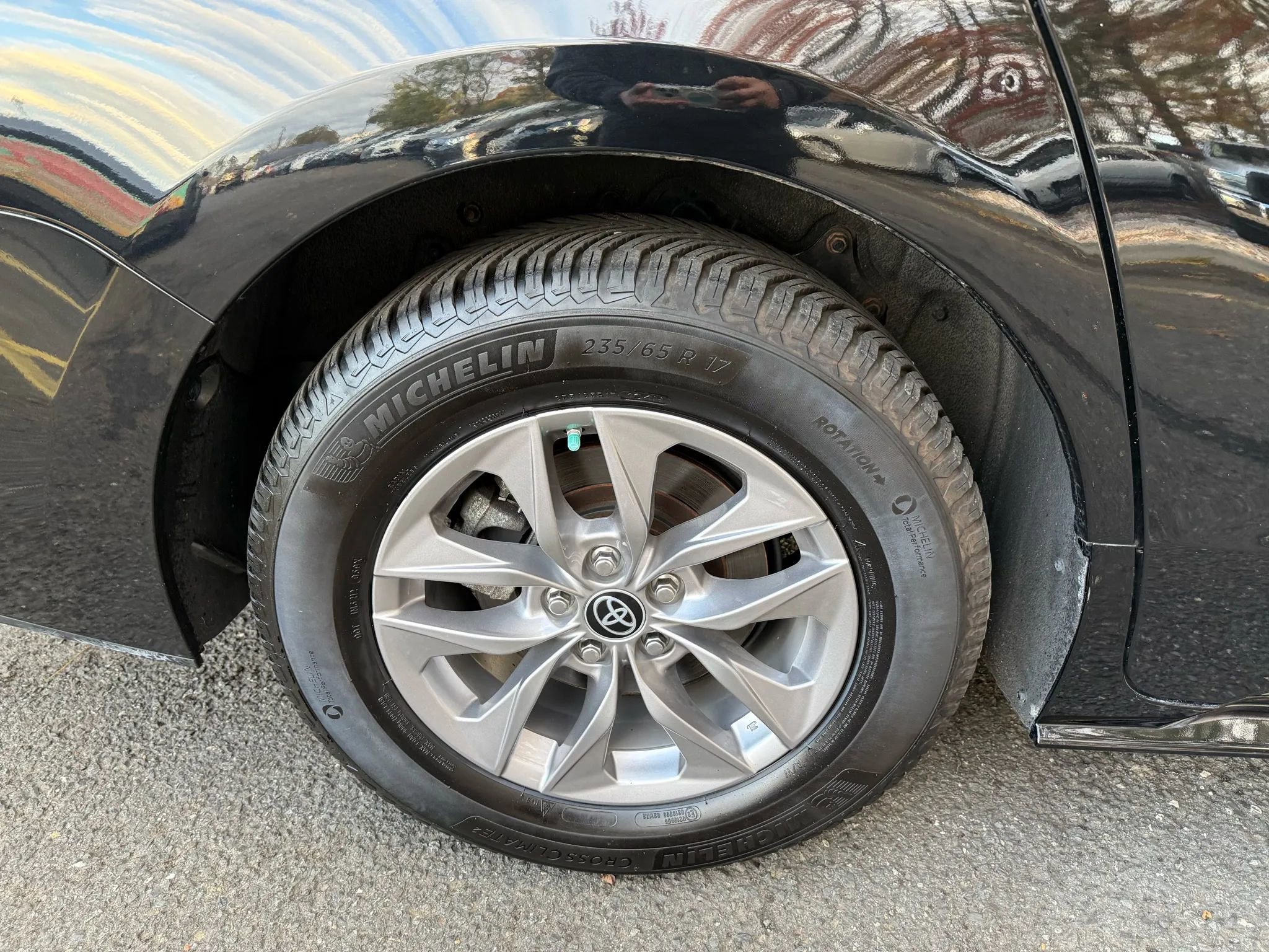 Used 2022 Toyota Sienna LE image 36