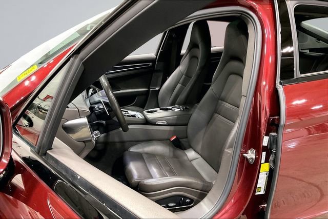 Used 2022 Porsche Panamera 4 Platinum Edition image 26