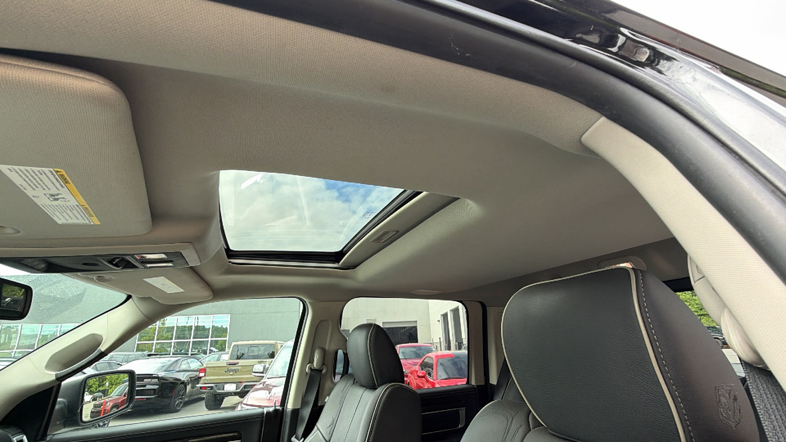 Used 2015 RAM 1500 Limited AWD/4WD image 17