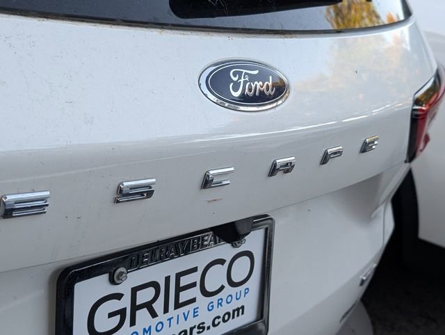 New 2025 Ford Escape SE w/ PHEV Premium Package image 10