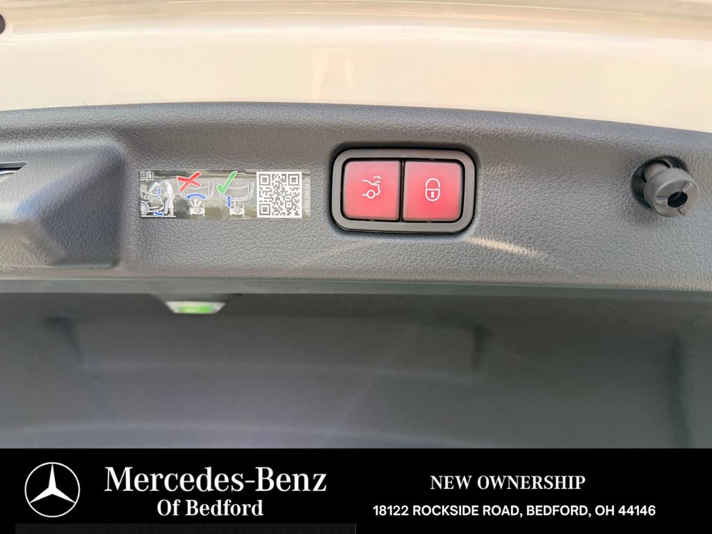 New 2026 Mercedes-Benz C 300 4MATIC Sedan image 20