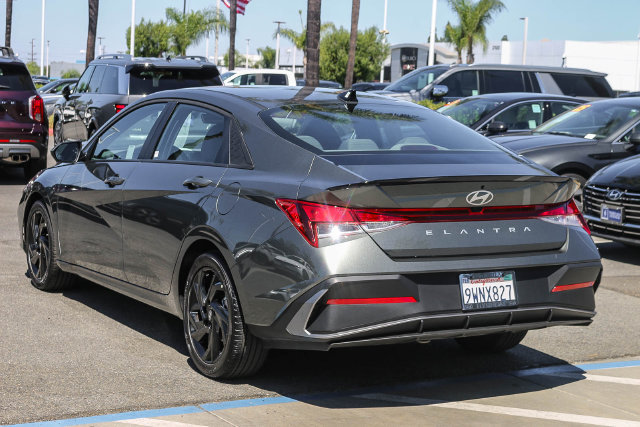 Certified 2026 Hyundai Elantra Sport FWD image 8
