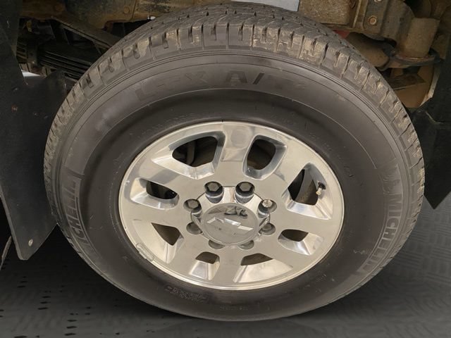 Used 2015 Chevrolet Silverado 3500 LTZ w/ LTZ Plus Package AWD/4WD image 39