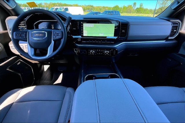 New 2026 GMC Sierra 2500 SLT AWD/4WD image 5