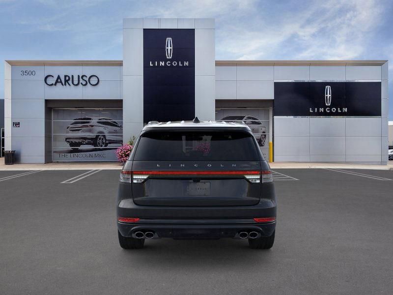 New 2026 Lincoln Aviator Reserve w/ Jet Appearance Package image 5