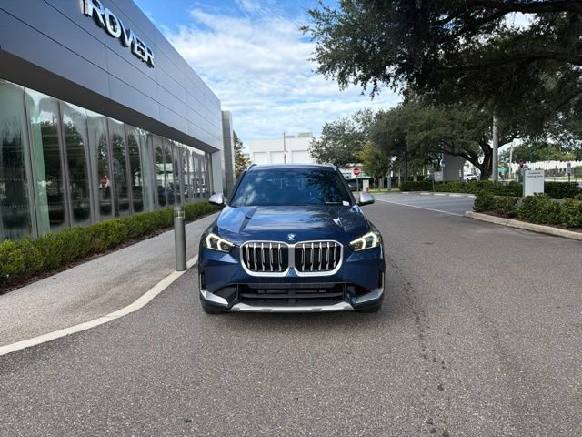Used 2023 BMW X1 xDrive28i AWD/4WD image 2