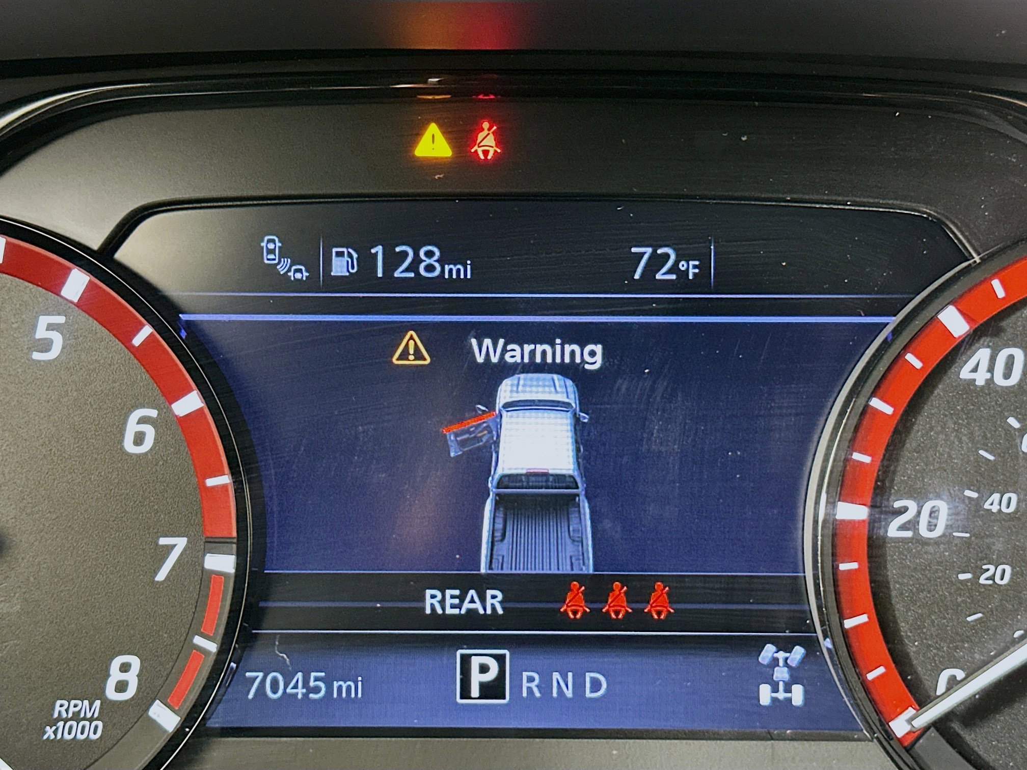 Used 2024 Nissan Frontier PRO-4X w/ Technology Package image 19