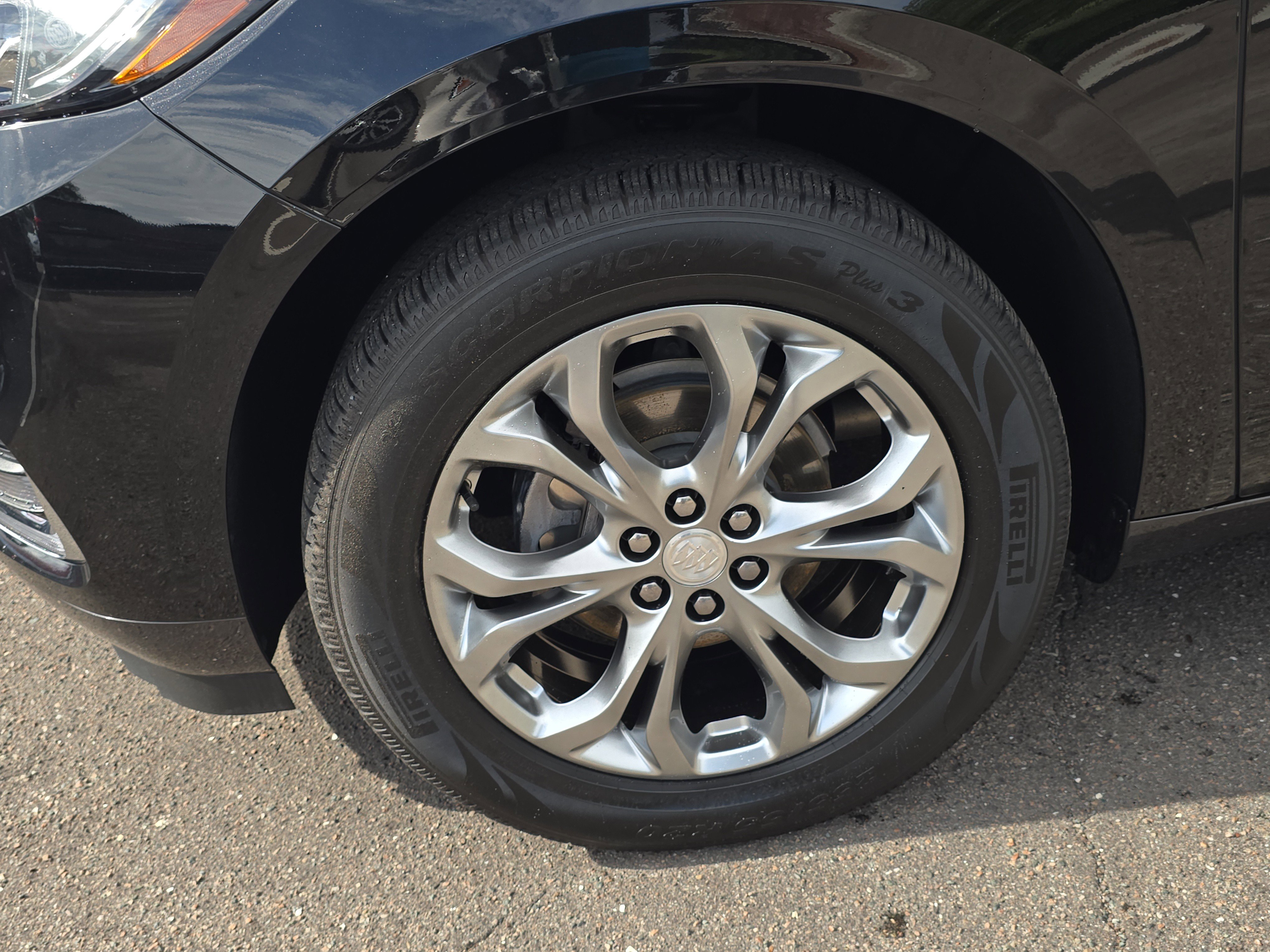 Used 2019 Buick Enclave Avenir w/ Avenir Technology Package image 38